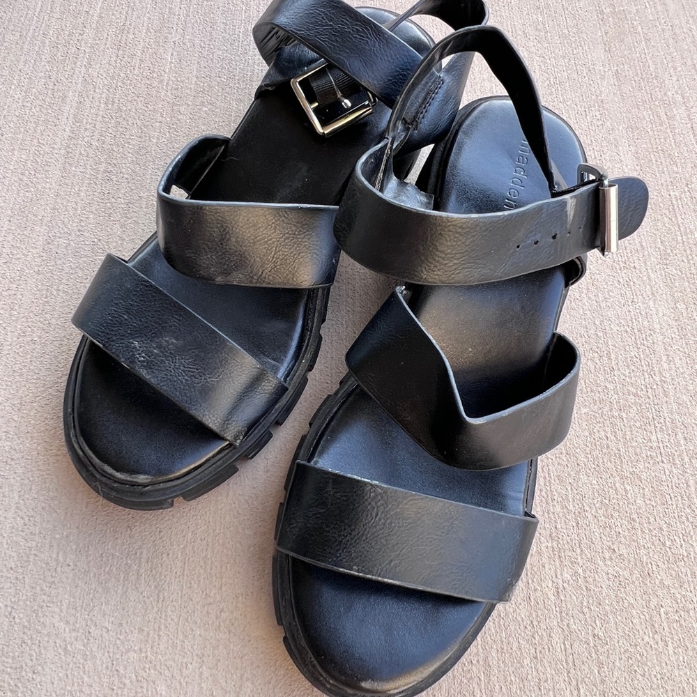 Madden Girl Black Leather Platform Strap Sandals